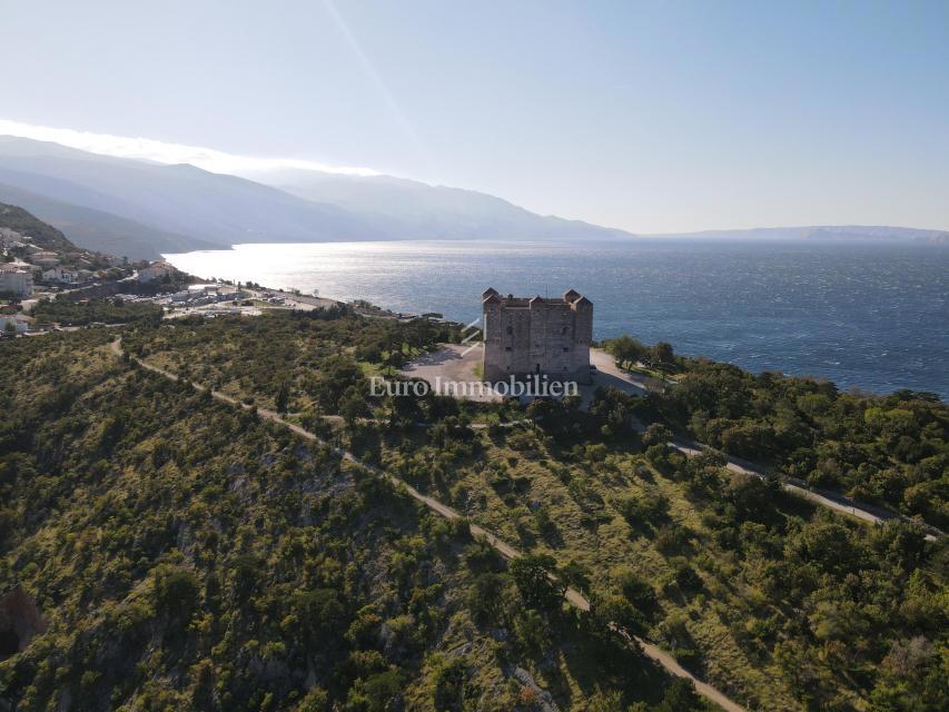 Dvosobno stanovanje v novogradnji v pritličju