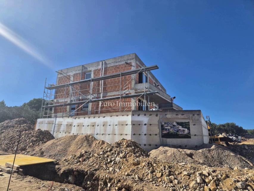 Apartma z vrtom in pogledom na morje - Murter 