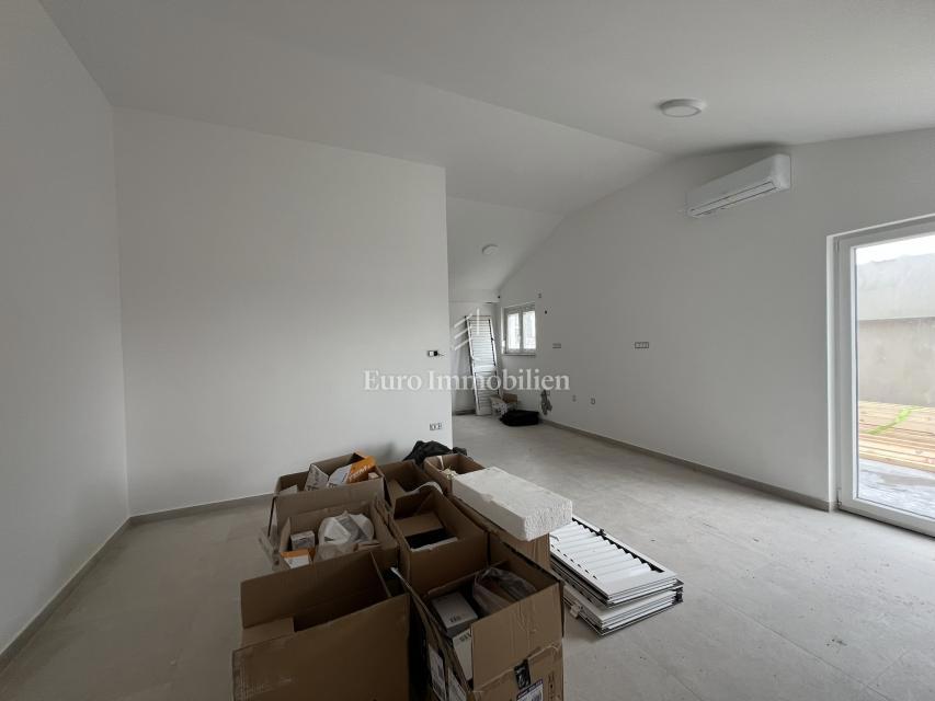 Crikvenica, stanovanje, terasa, pogled na morje