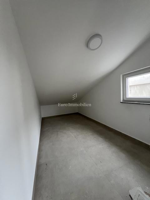 Crikvenica, stanovanje, terasa, pogled na morje