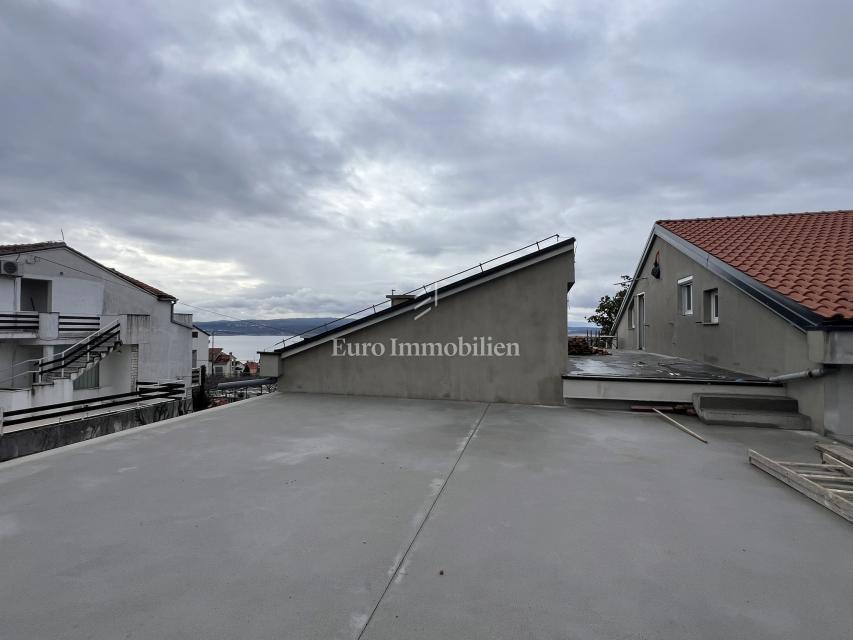 Crikvenica, stanovanje, terasa, pogled na morje