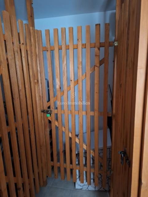 Apartma s pogledom na morje, 70 m od plaže - Pag