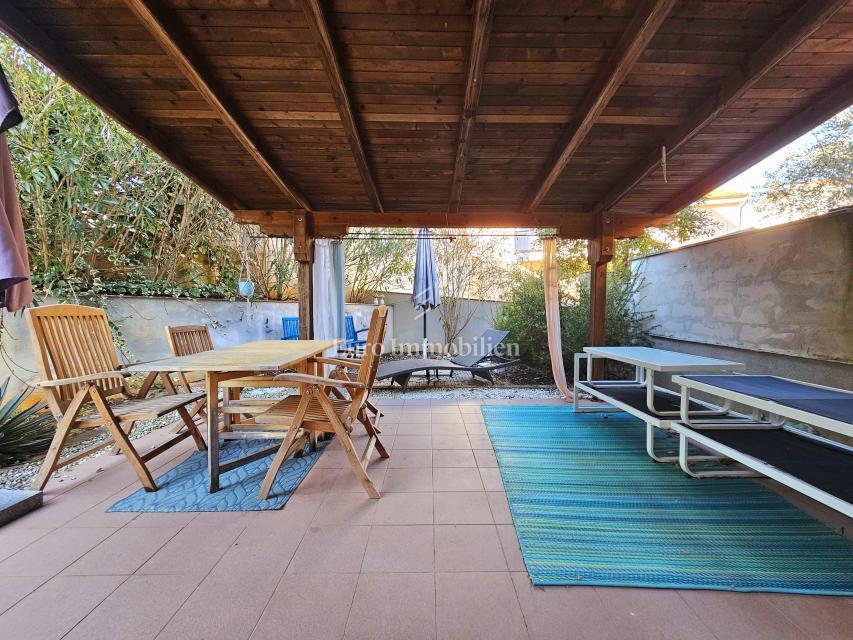 Apartma z vrtom, blizu centra in morja - Malinska