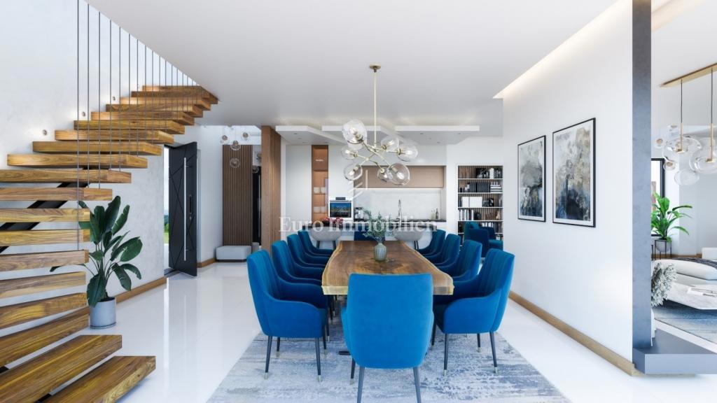 Luksuzna vila z neskončnim bazenom in pogledom na morje