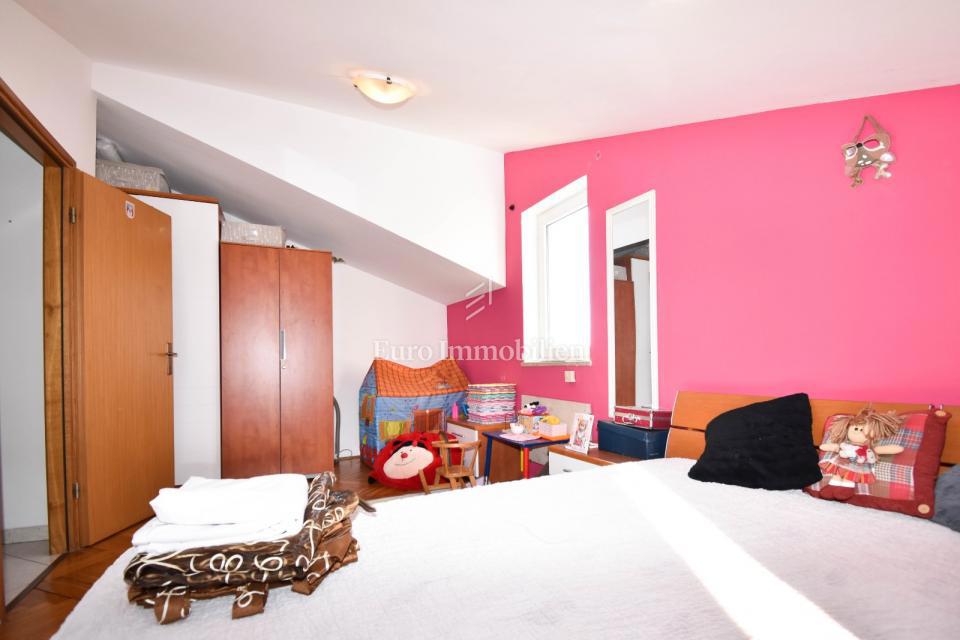 Poreč - Stanovanje v 2. nadstropju, 800 m od plaže