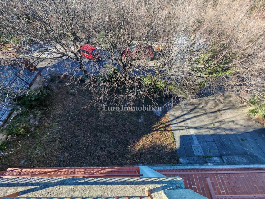 Klenovica – Hiša s 6 apartmaji, 100 m od morja