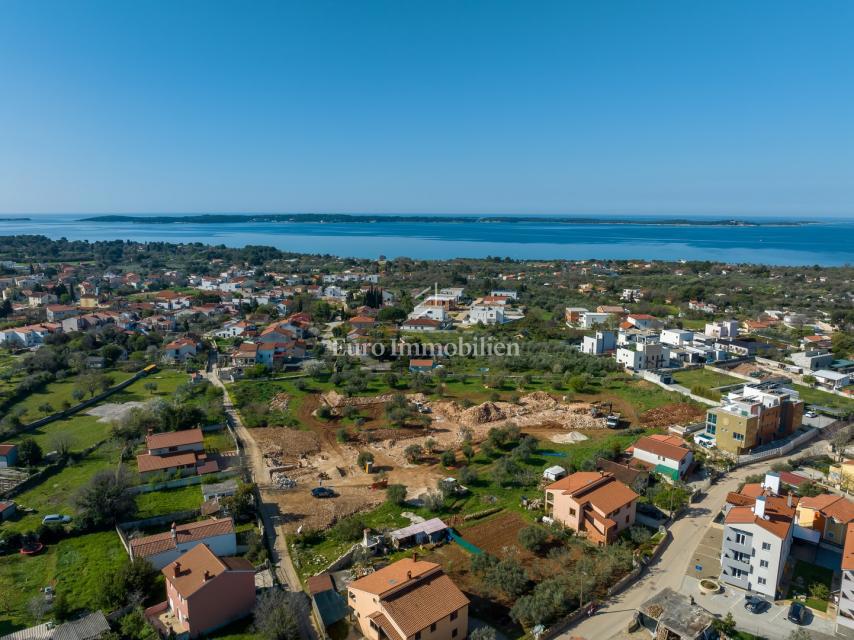 Istra, Peroj – Stavbno zemljišče