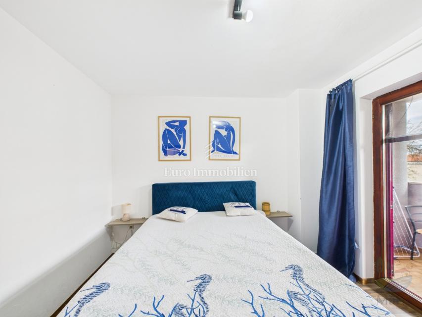 Medulin - hiša s 4 apartmaji, bazen, 350 m od morja