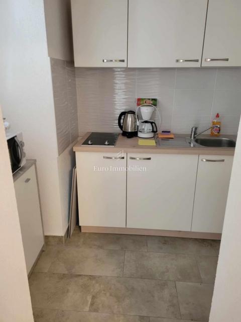 Šilo - hiša s tremi apartmaji