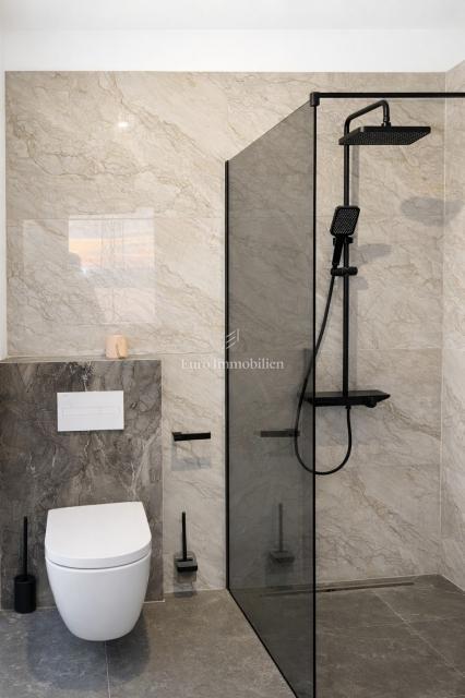 Crikvenica – luksuzna vila z bazenom in pogledom na morje