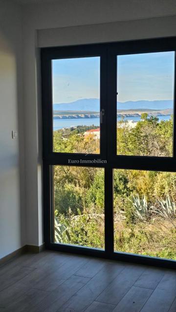 Družinska hiša z dvema apartmajema, Dramalj