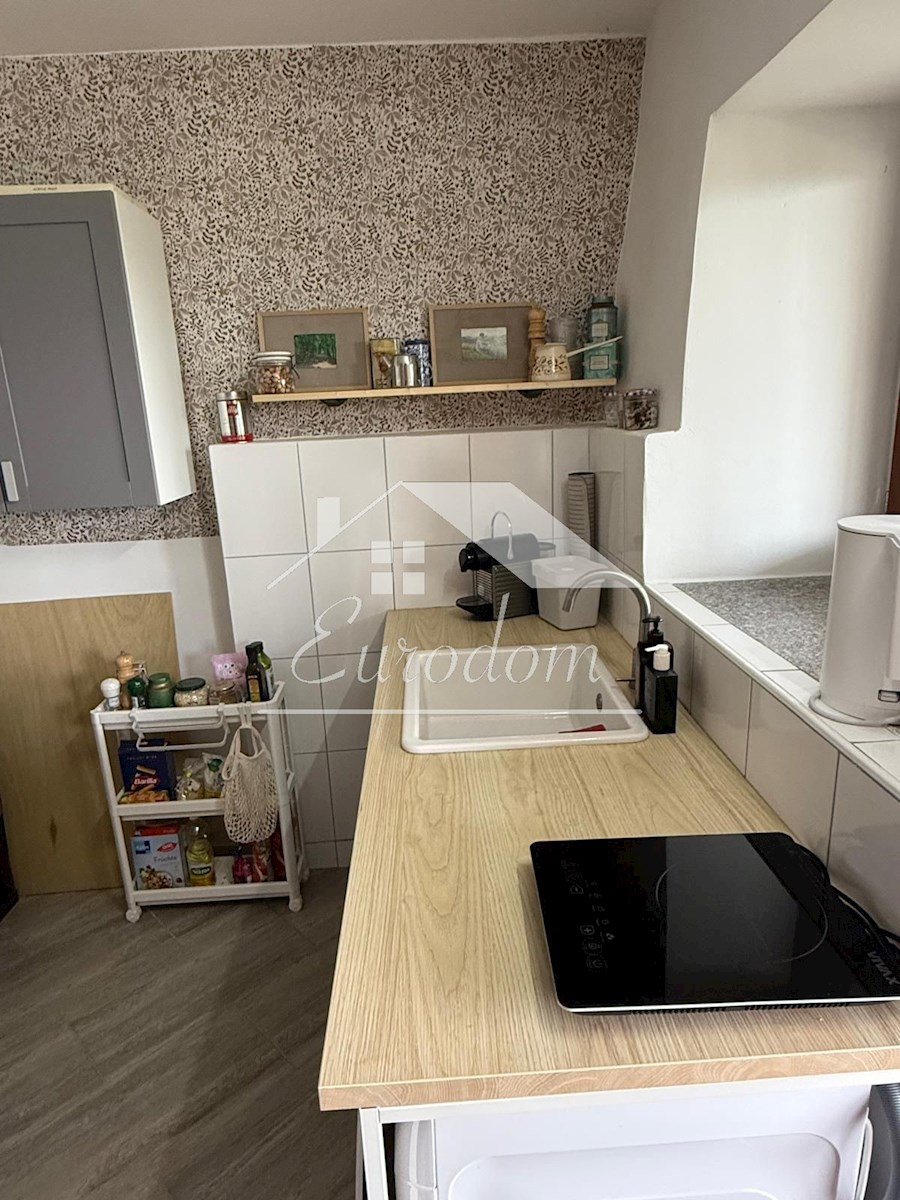 Čarobna počitniška hišica s panoramskim razgledom v Zagorju!