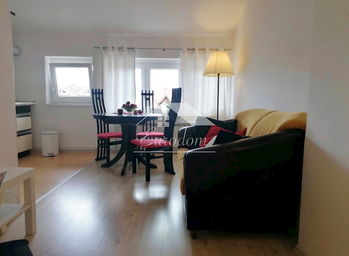 Stanovanje Maksimir (Ožegovićeva), 39 m², 2-sobno