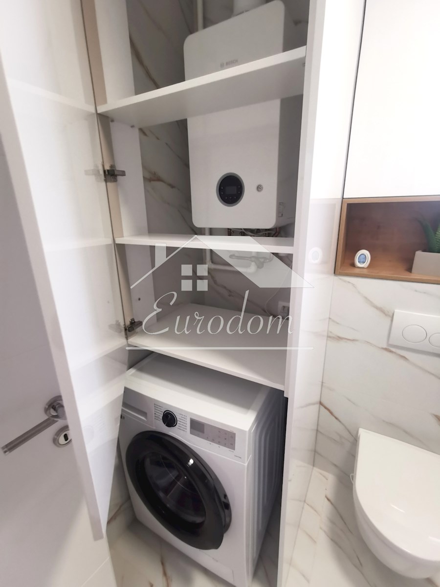 Popolnoma Opremljeno Stanovanje v Kakovostni Novogradnji – Mokrice