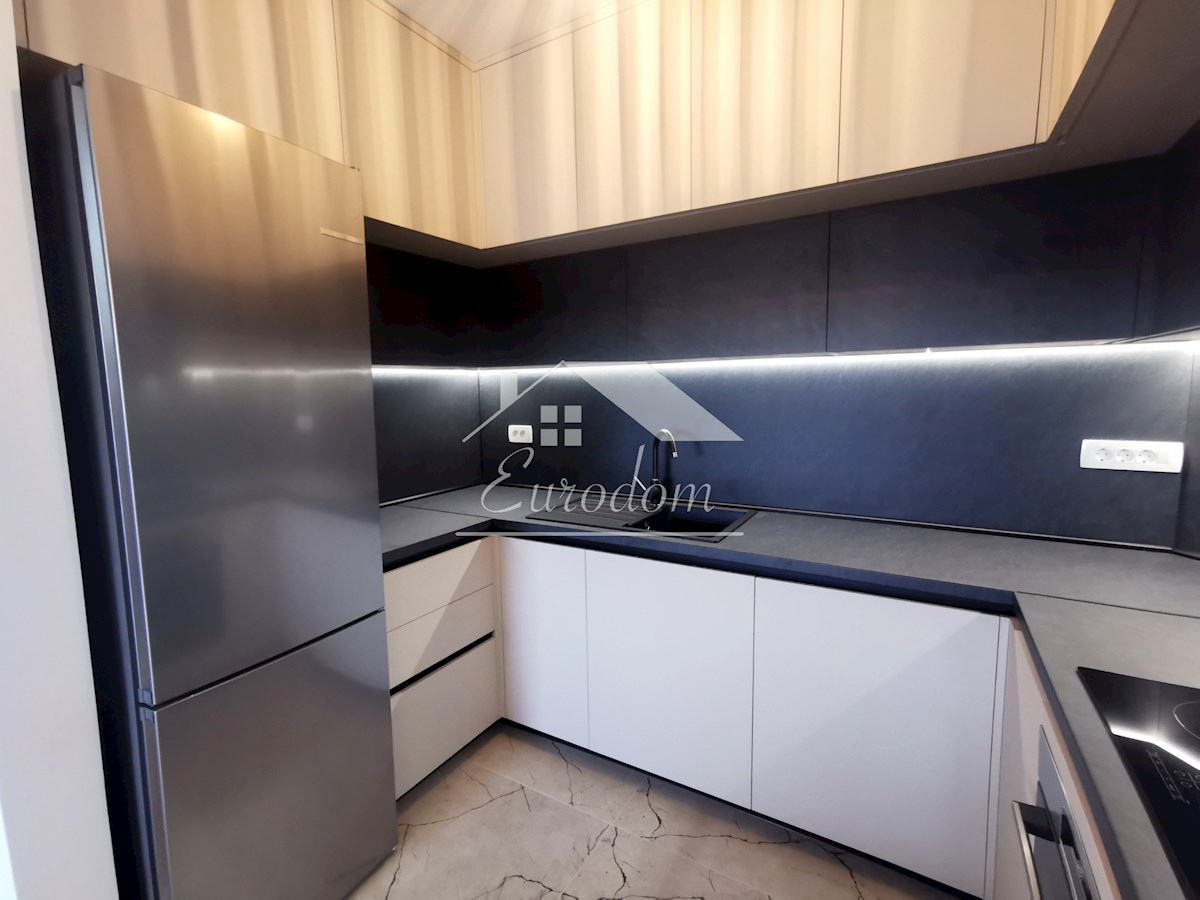 Popolnoma Opremljeno Stanovanje v Kakovostni Novogradnji – Mokrice