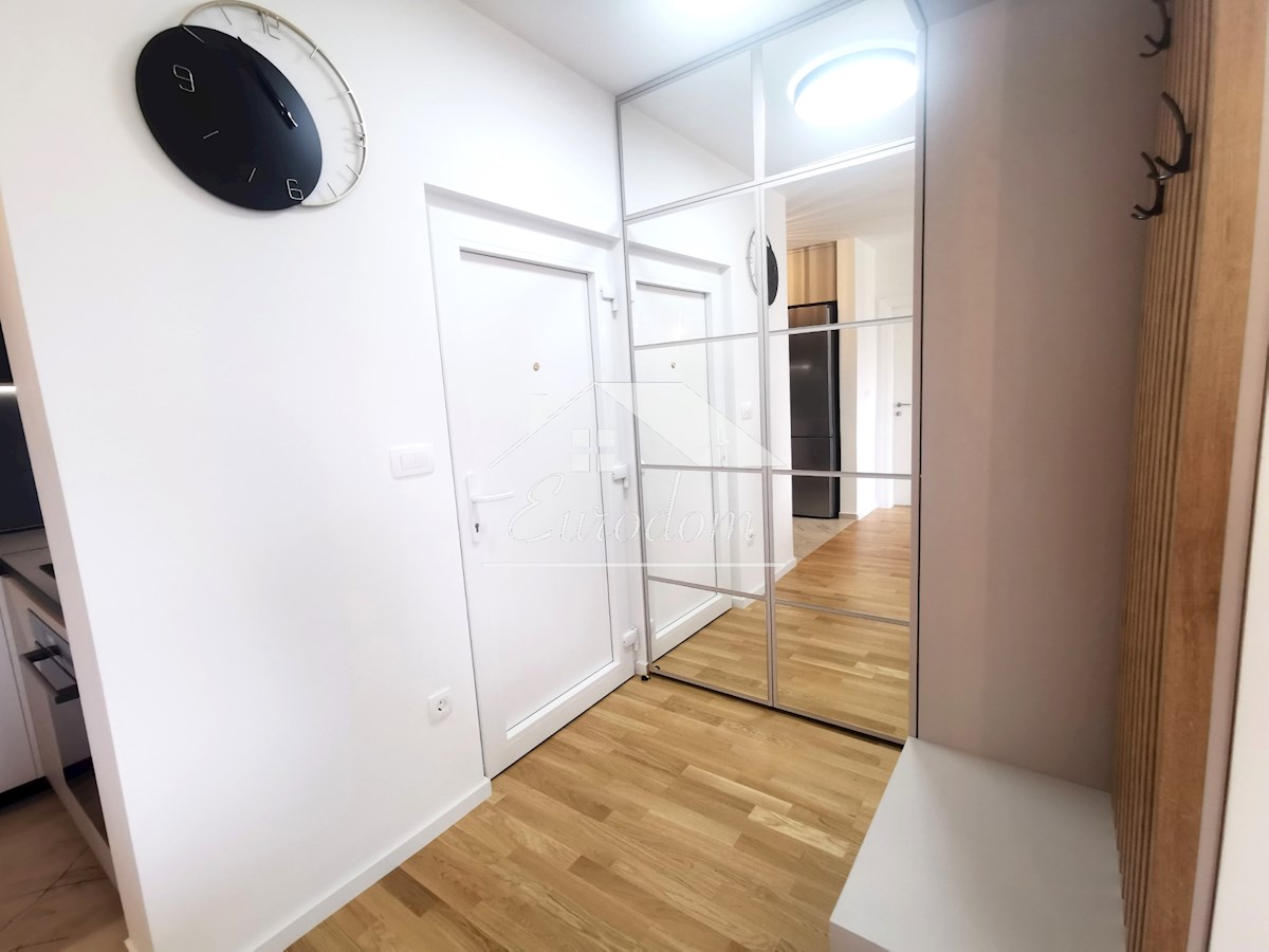 Popolnoma Opremljeno Stanovanje v Kakovostni Novogradnji – Mokrice