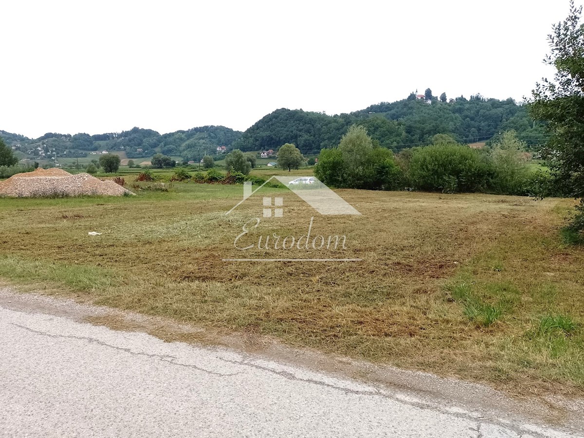 Gradbena parcela 2 km od Term Tuhelj – Dubrovčan