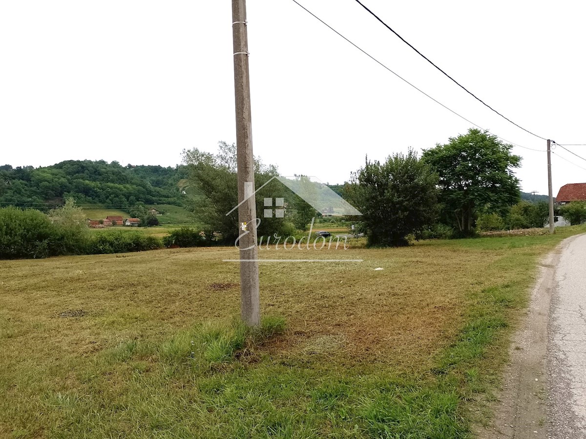Gradbena parcela 2 km od Term Tuhelj – Dubrovčan