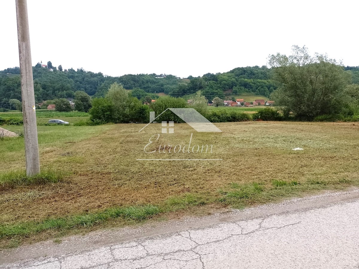Gradbena parcela 2 km od Term Tuhelj – Dubrovčan
