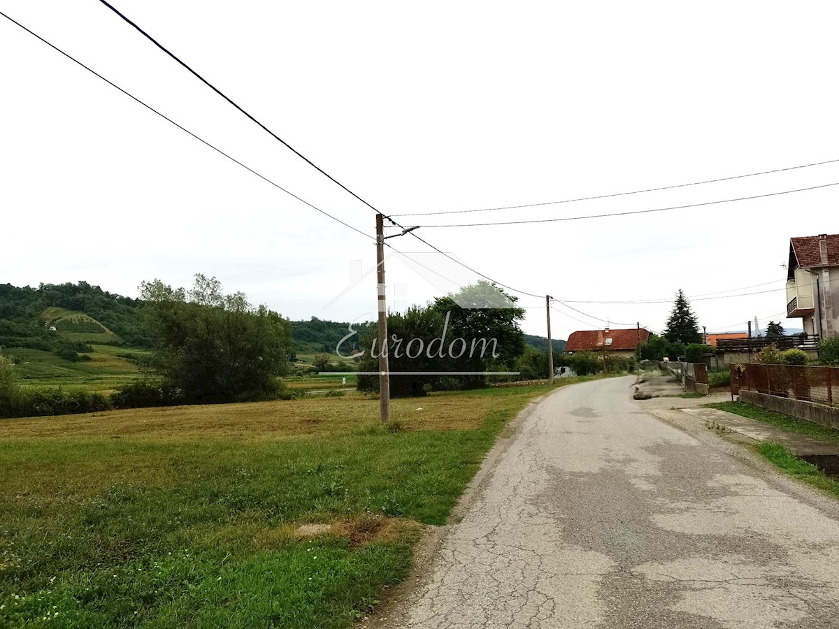 Gradbena parcela 2 km od Term Tuhelj – Dubrovčan
