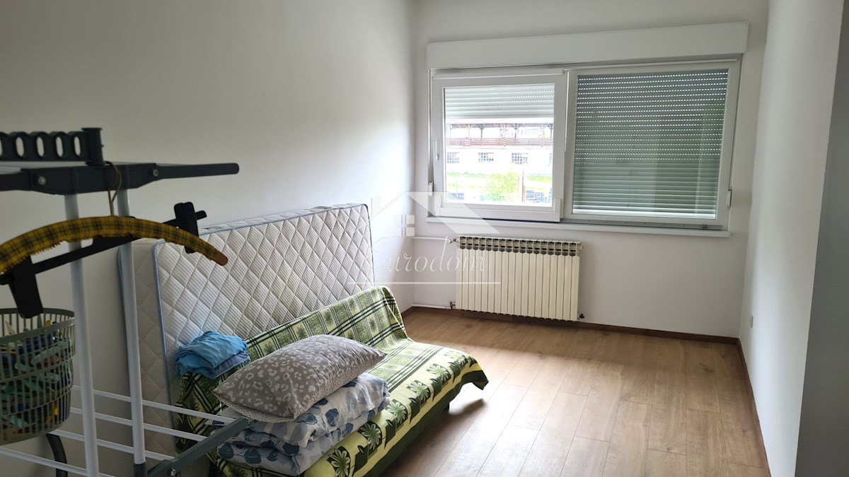Naprodaj dva etažirana stanovanja v hiši – Lug Zabočki, Zabok