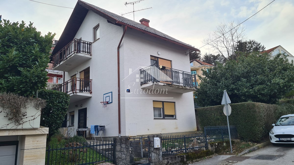 Samostojna hiša v srcu Mlinov – mir, narava in bližina mestnega središča