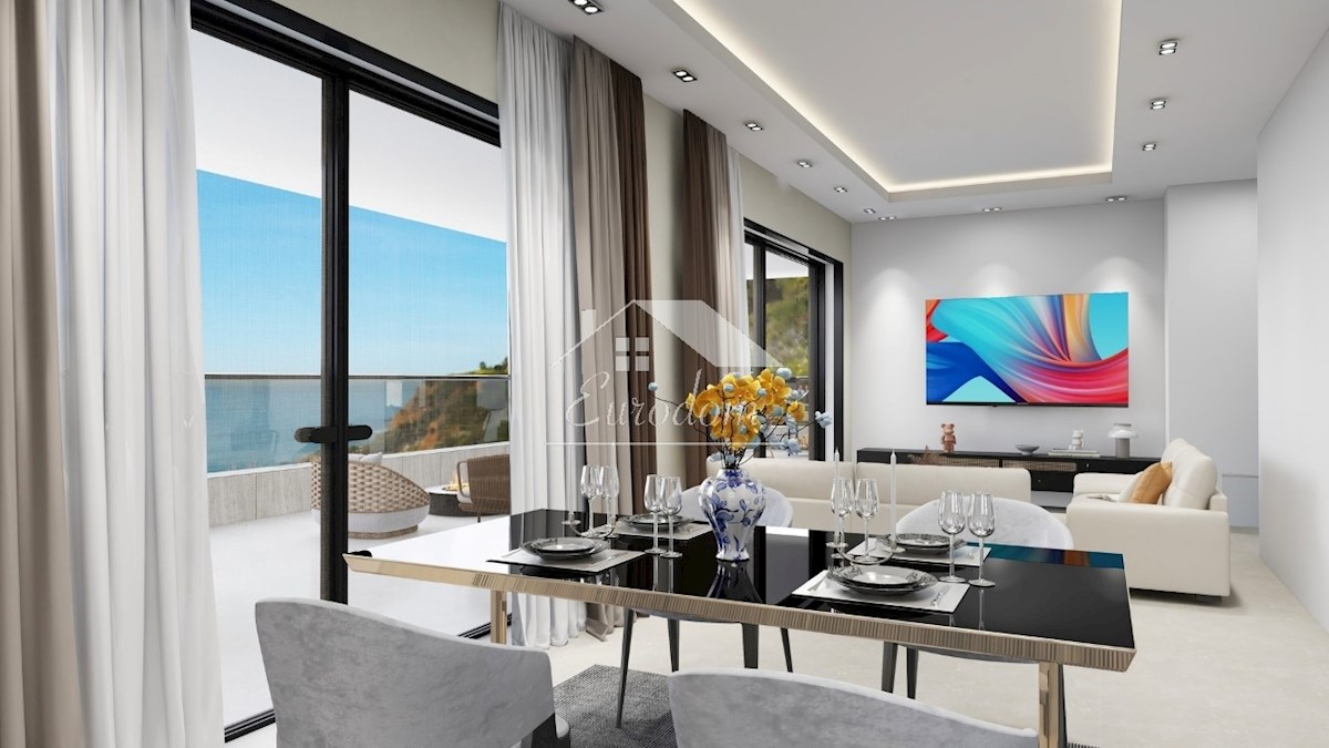 NOVOGRADNJA – Penthouse s panoramsko teraso in jacuzzijem