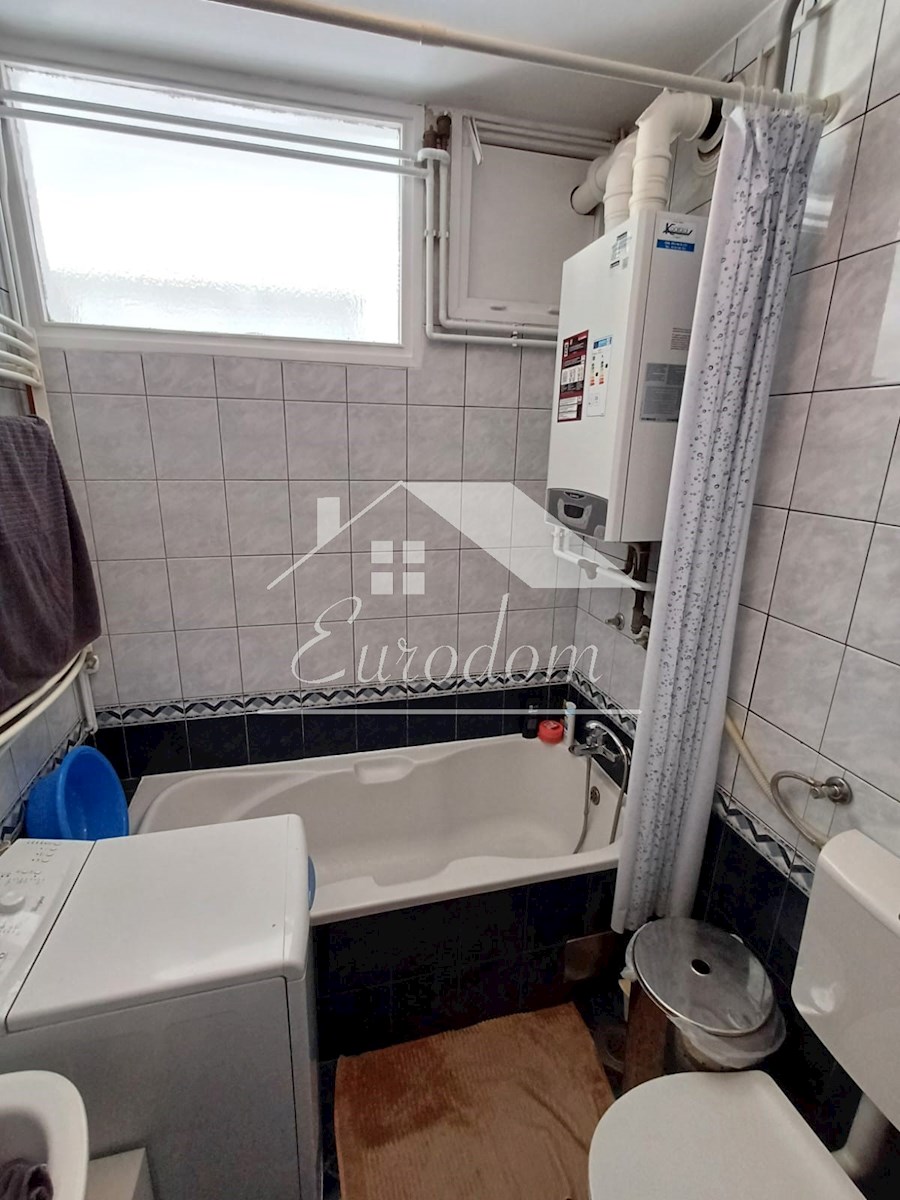 Prodaja – Stanovanje Vrbik, 46,57 m² – funkcionalno, svetlo, odlična lokacija!