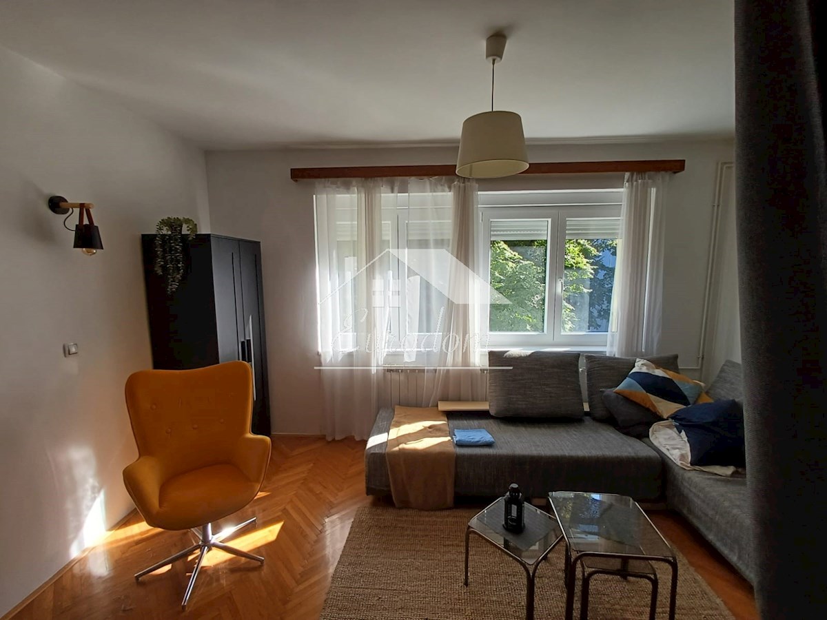 Prodaja – Stanovanje Vrbik, 46,57 m² – funkcionalno, svetlo, odlična lokacija!