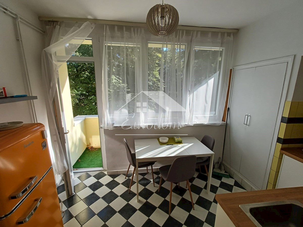 Prodaja – Stanovanje Vrbik, 46,57 m² – funkcionalno, svetlo, odlična lokacija!