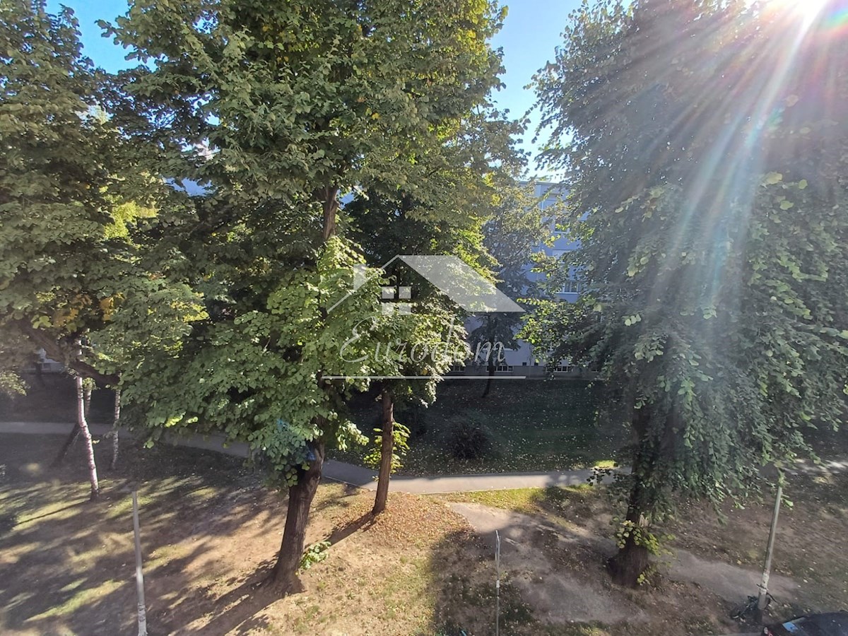 Prodaja – Stanovanje Vrbik, 46,57 m² – funkcionalno, svetlo, odlična lokacija!