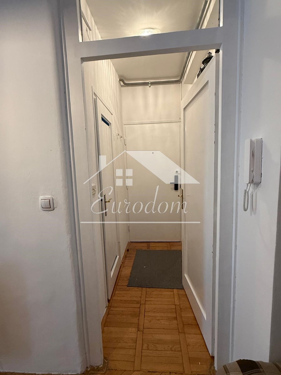 ČAROBNO STANOVANJE NAPRODAJ V TRNJU – 46,57 m²