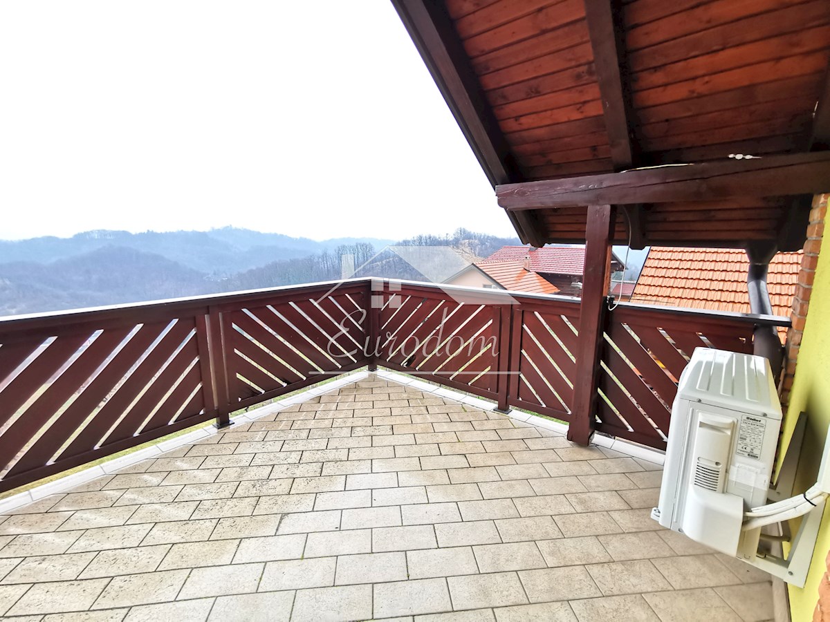 Hiša/Vikendica iz Sanj s Pogledom, ki Vzame Sap o!
