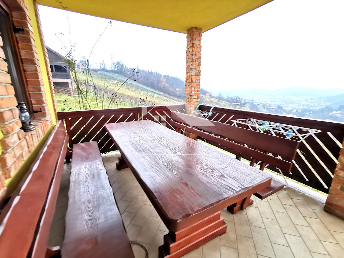 Hiša/Vikendica iz Sanj s Pogledom, ki Vzame Sap o!