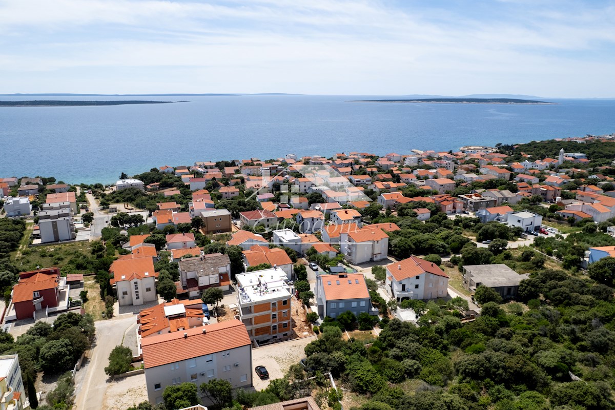 Mandre, otok Pag – Dvosobno stanovanje z razgledom na morje in vrtom, 350 m od plaže