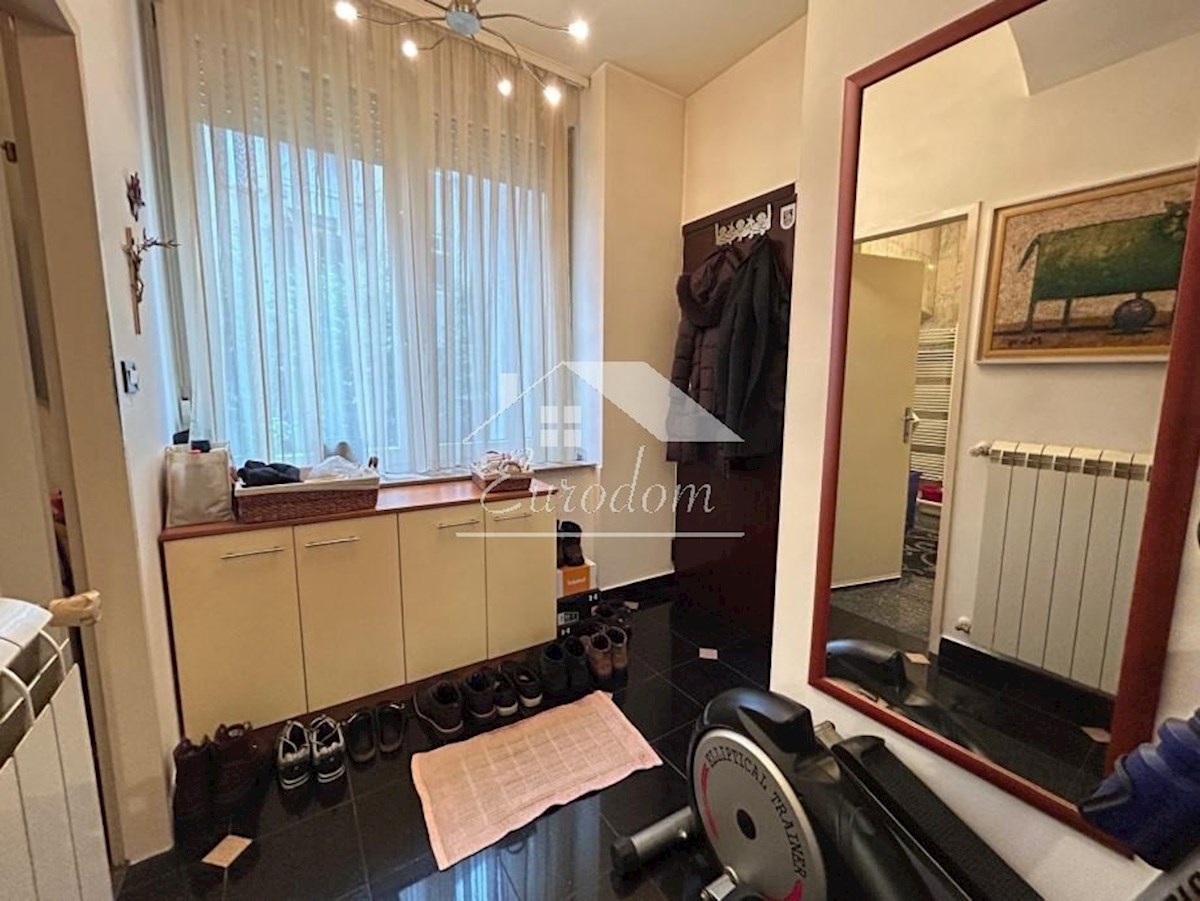 NAPRODAJ – Stanovanje 77 m² v pritličju stavbe blizu Zahodne železniške postaje, Zagreb