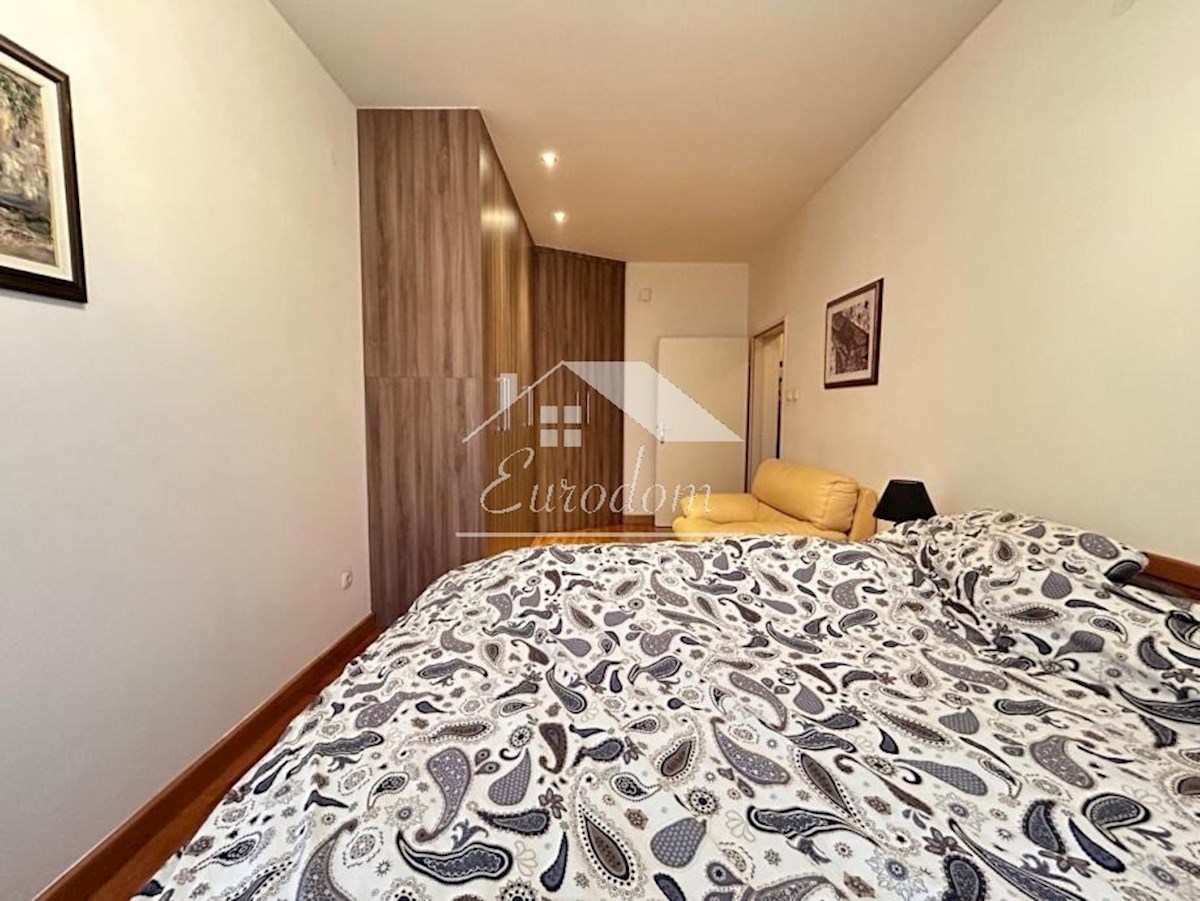 NAPRODAJ – Stanovanje 77 m² v pritličju stavbe blizu Zahodne železniške postaje, Zagreb