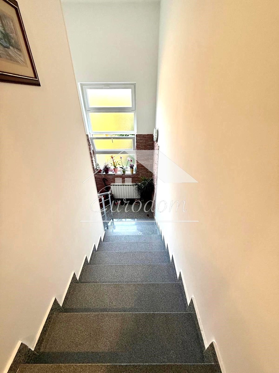 Luksuzno stanovanje naprodaj v Remetah – 138 m²