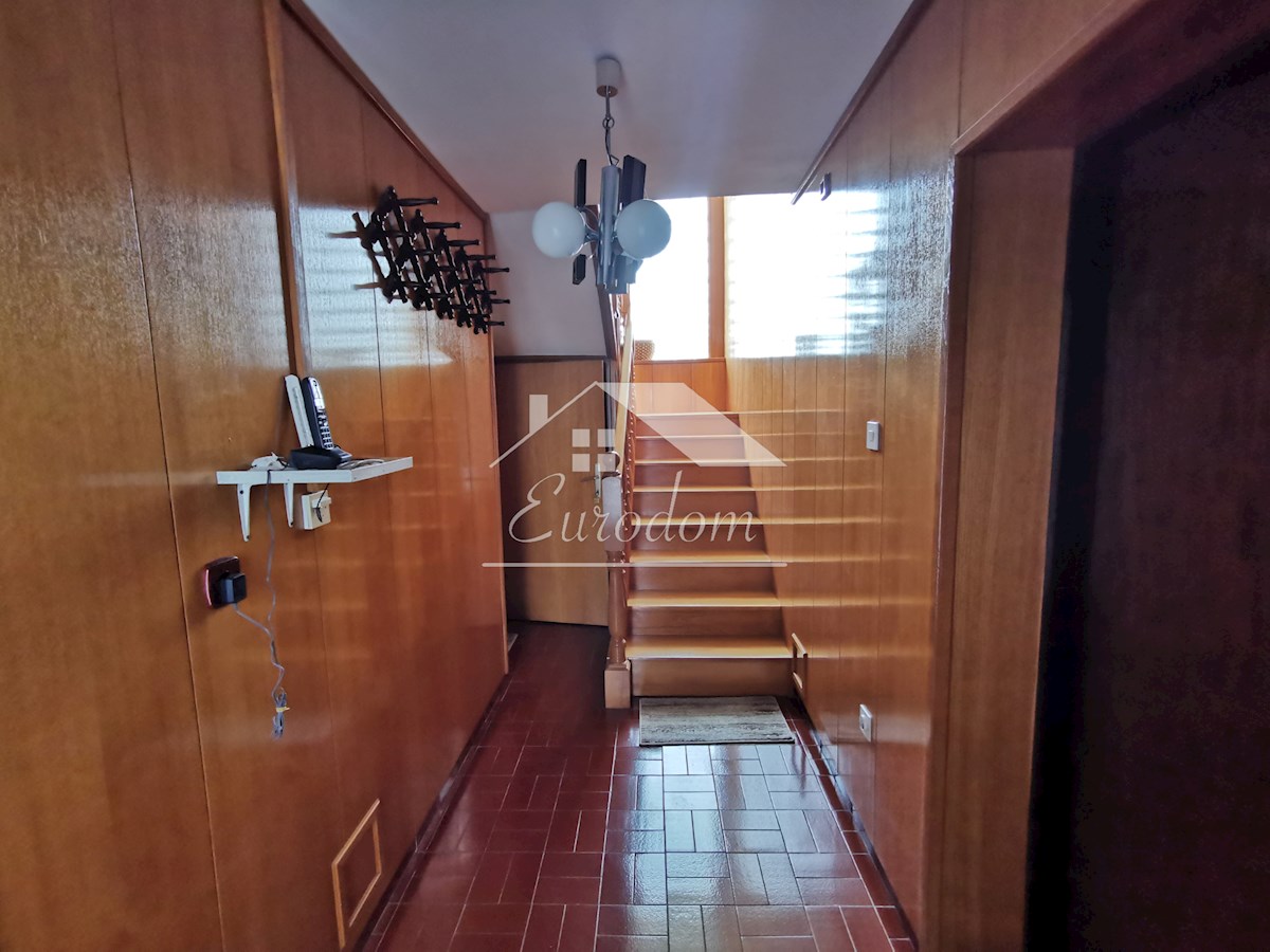 Naprodaj visoko kakovostno zgrajena družinska hiša v Strmcu Stubičkem