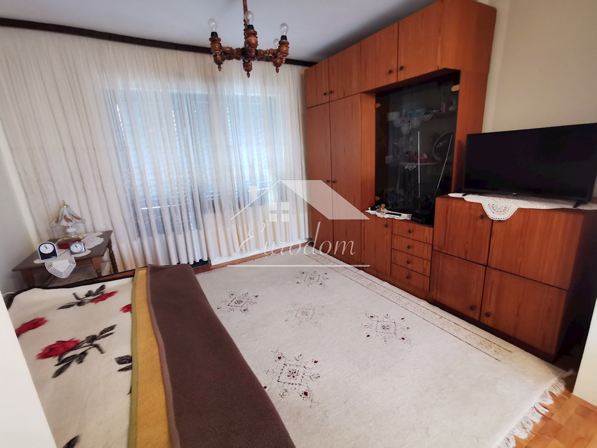 Naprodaj visoko kakovostno zgrajena družinska hiša v Strmcu Stubičkem