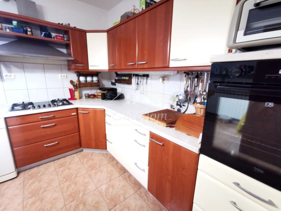 Hiša Susedgrad, 340m2