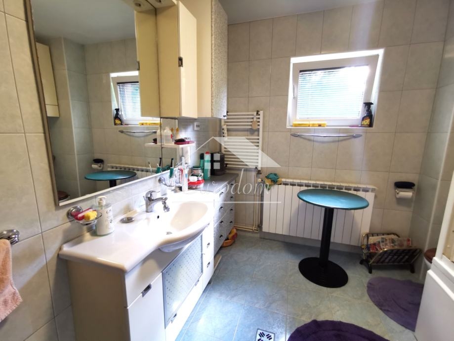 Hiša Susedgrad, 340m2