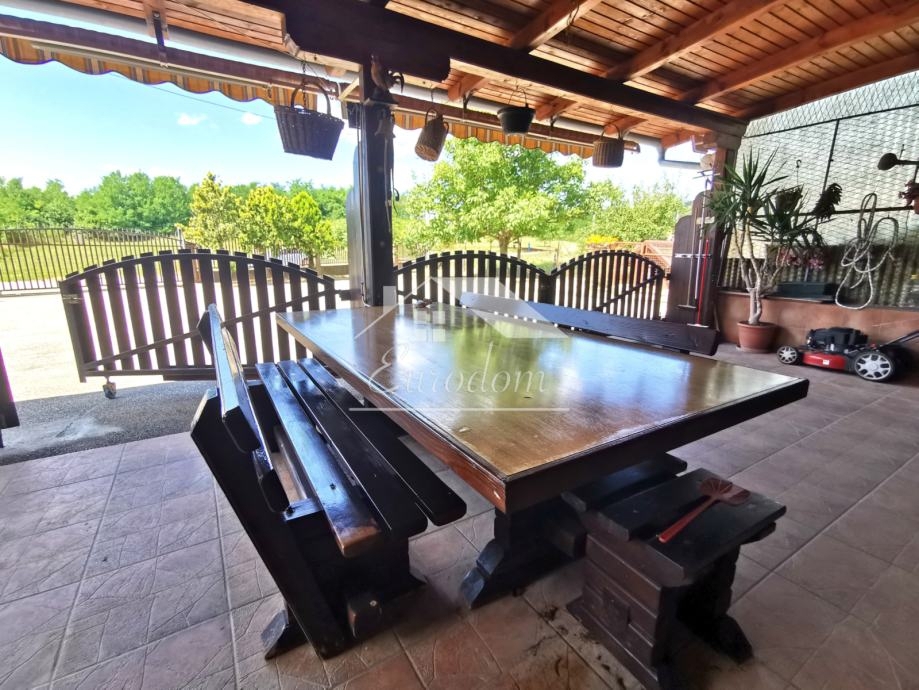 Hiša Susedgrad, 340m2