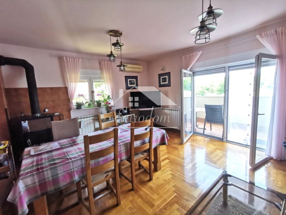 Hiša Susedgrad, 340m2