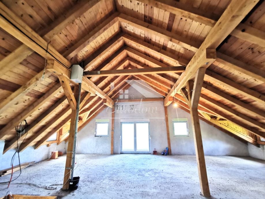 Hiša Susedgrad, 340m2