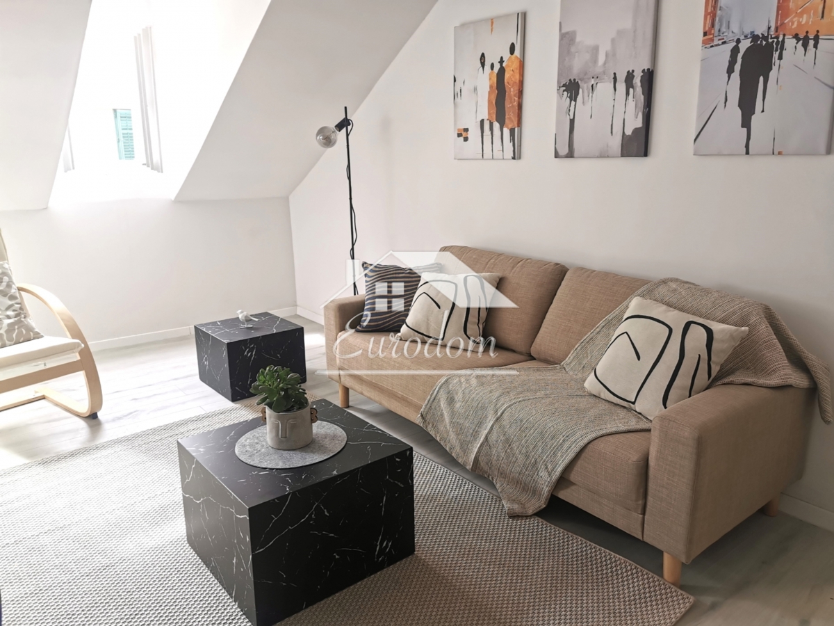 Stanovanje v tramvajski coni – 300 m od Britanskega trga