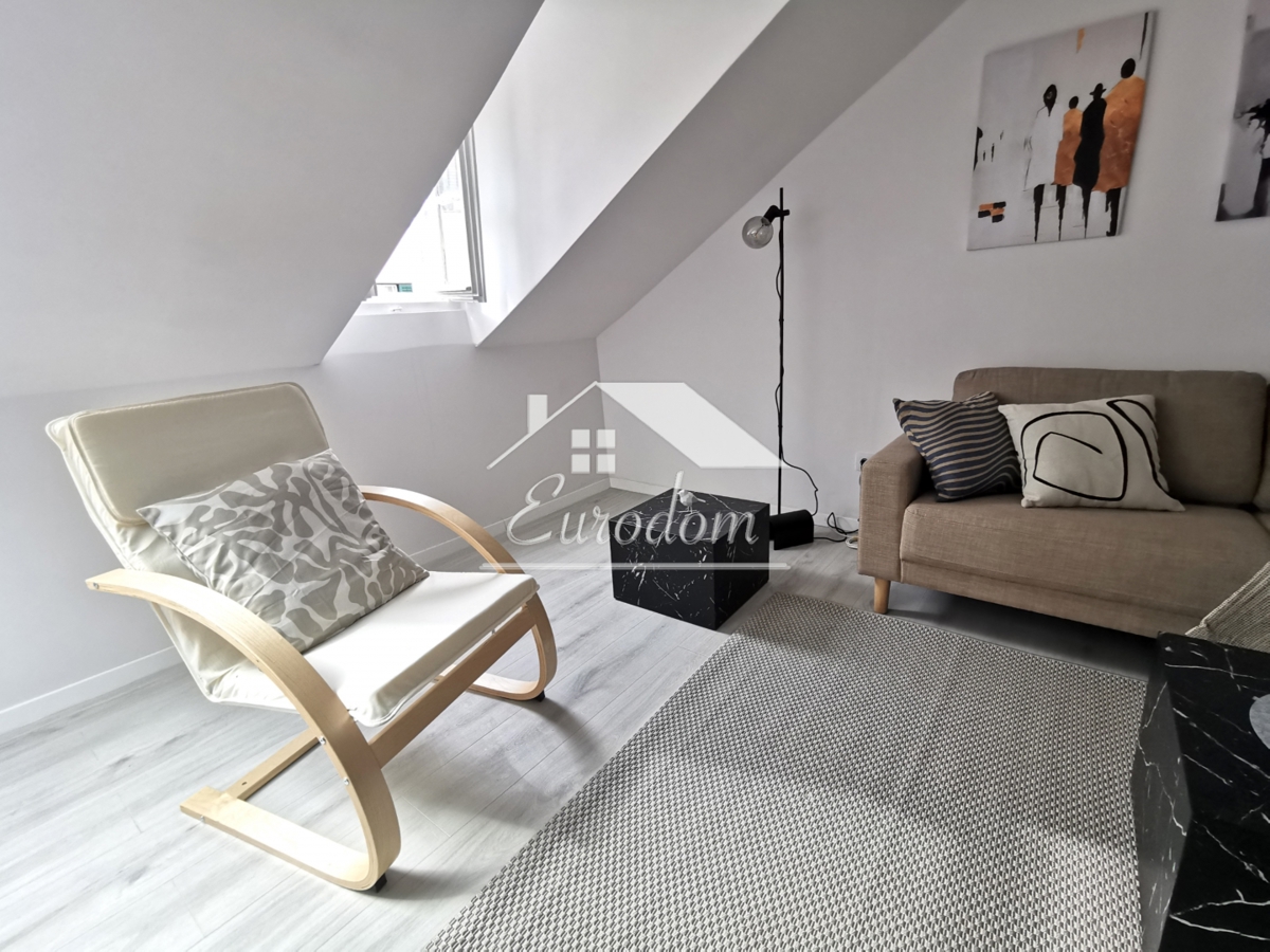 Stanovanje v tramvajski coni – 300 m od Britanskega trga