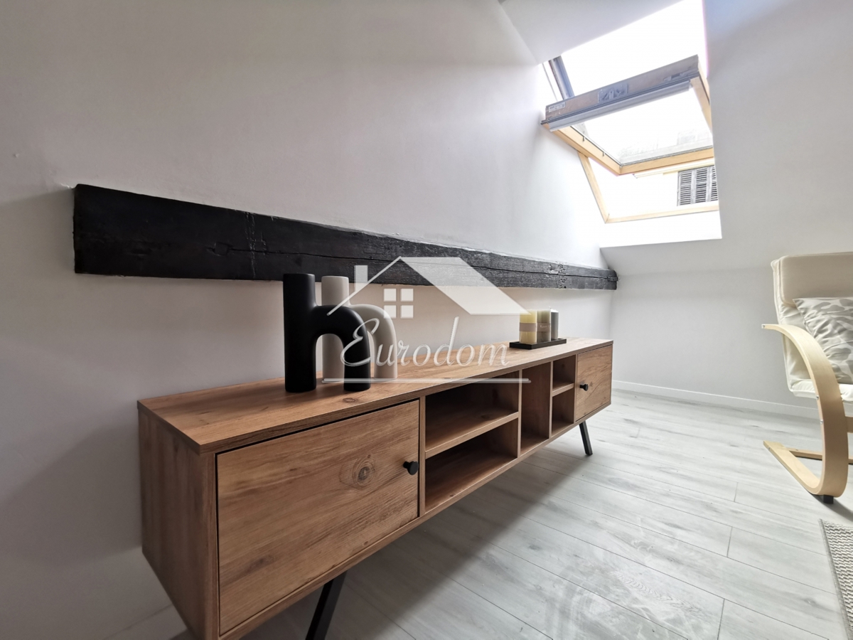 Stanovanje v tramvajski coni – 300 m od Britanskega trga