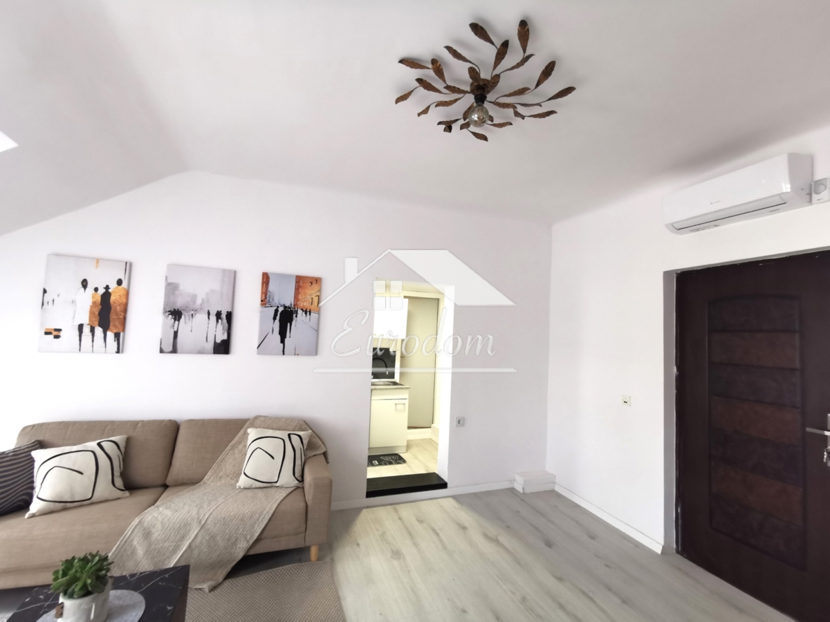 Stanovanje v tramvajski coni – 300 m od Britanskega trga