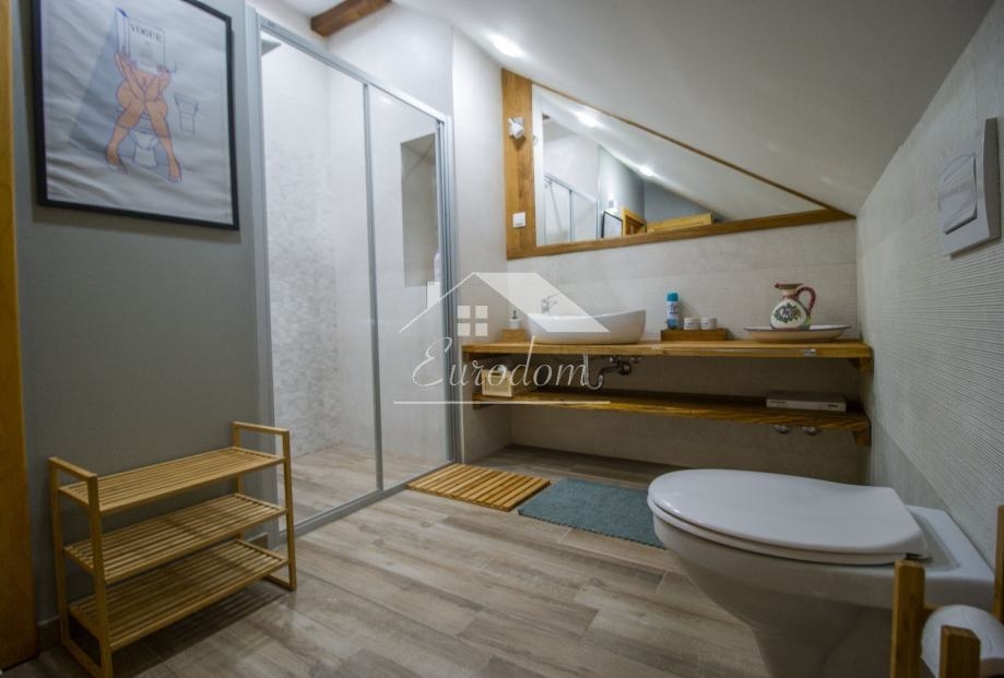 Hiša Karanac, 604m2